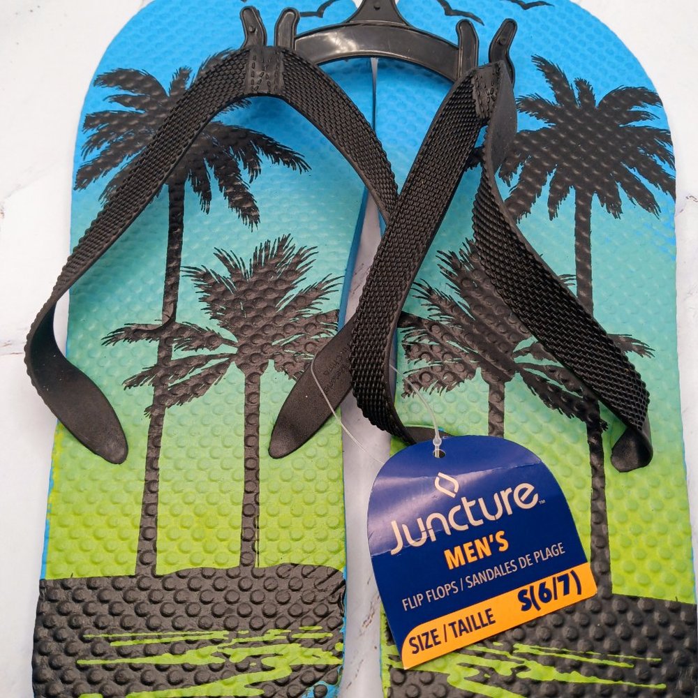 Men Flip Flop Size 6/7 Small NWT